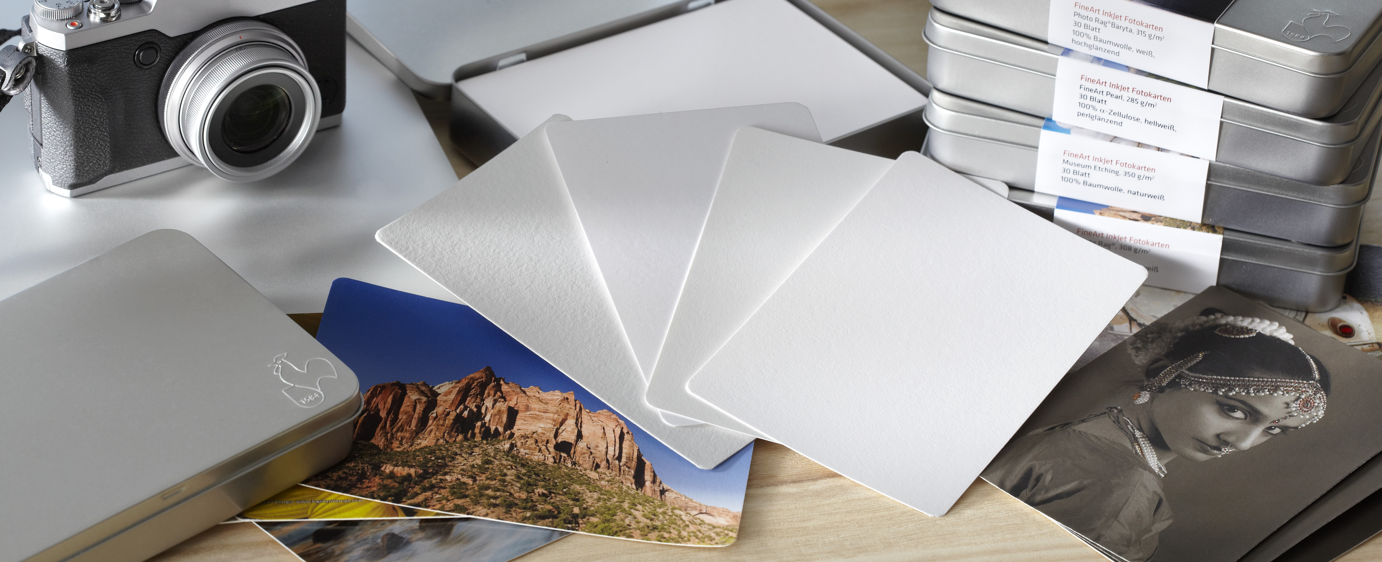 Hahnemühle FineArt Baryta Satin – zbliżenie faktury